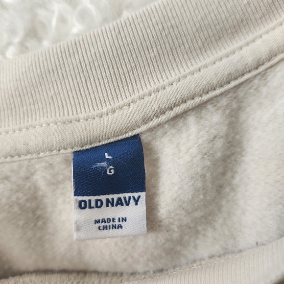 Old Navy Sz L Oversize Cropped Licensed Pop Culture Grafic Star Wars Sweater - Picture 9 of 11